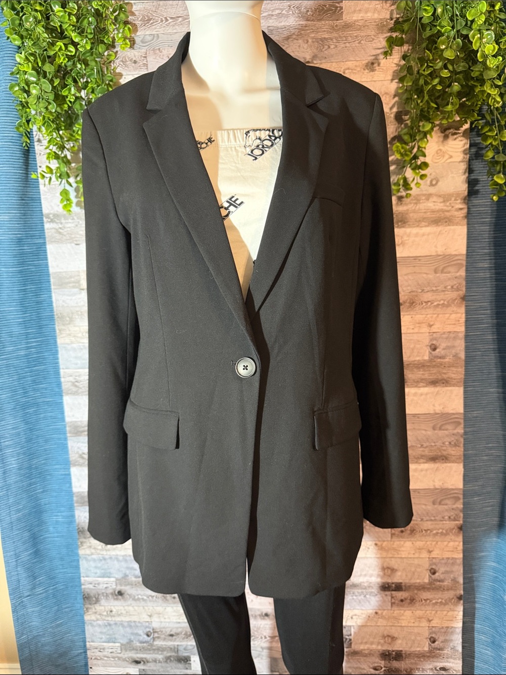 NWT! The Limited Classic Black Women's Blazer Jacket